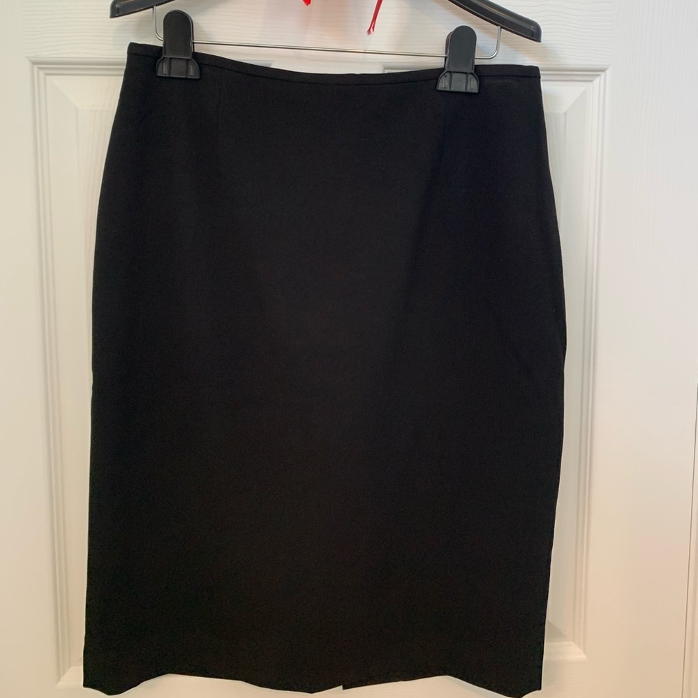 EUC Calvin Klein Pencil Skirt